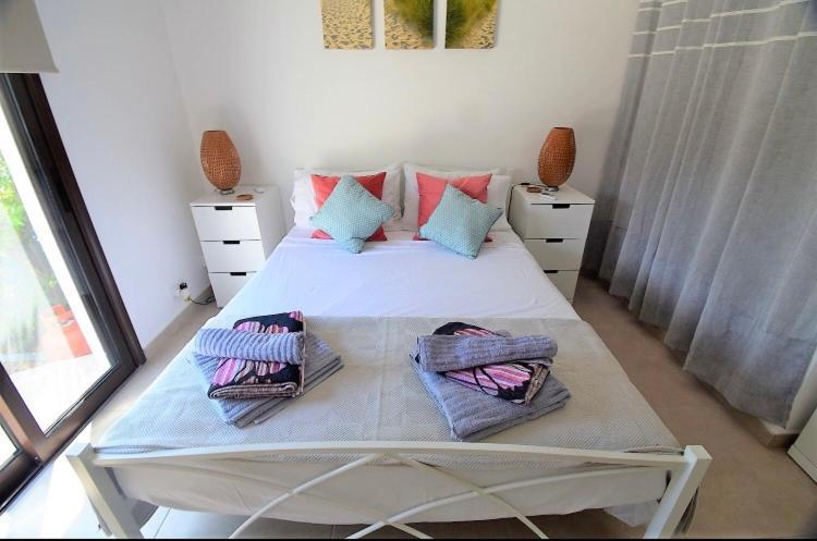 Bay Cottage Beautiful Cosy Luxury Cottage - Beach Area Pissouri Dış mekan fotoğraf
